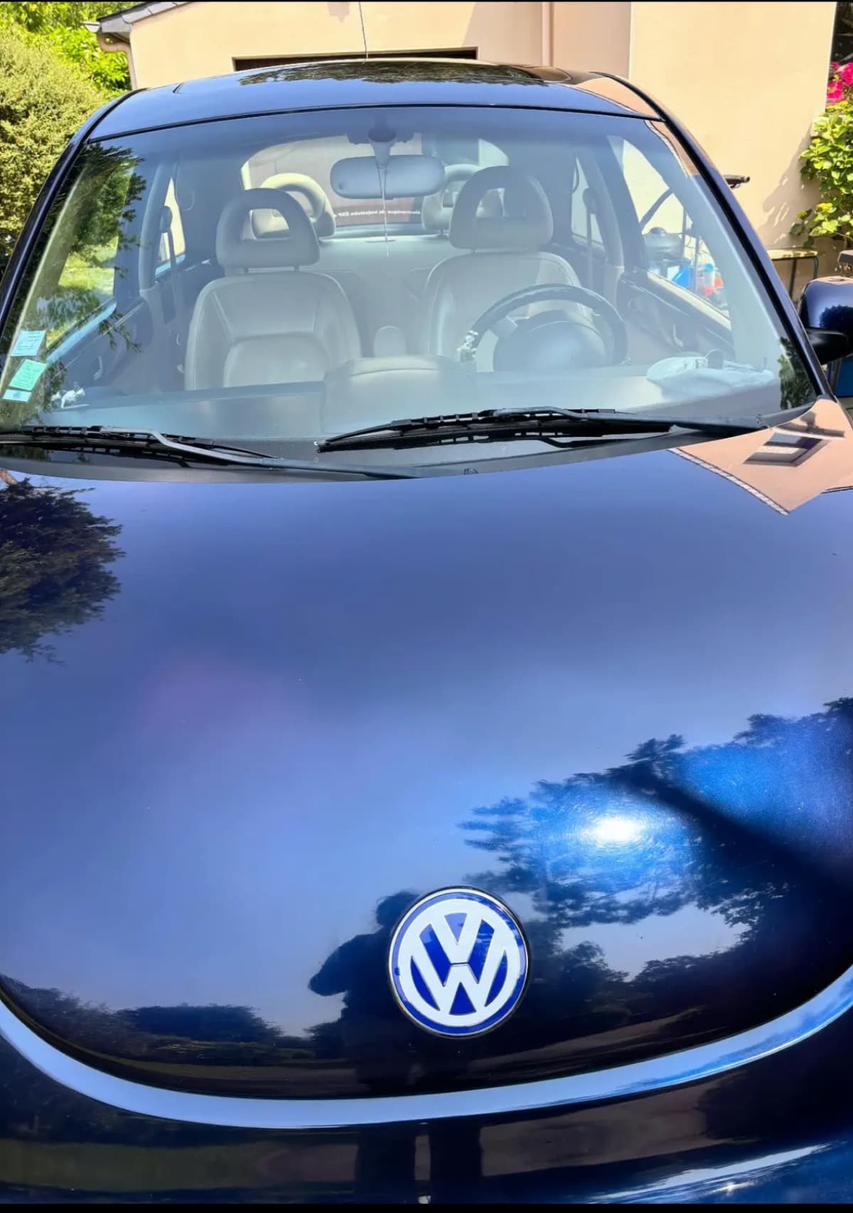 Capot décrassé et lustré en France — Après