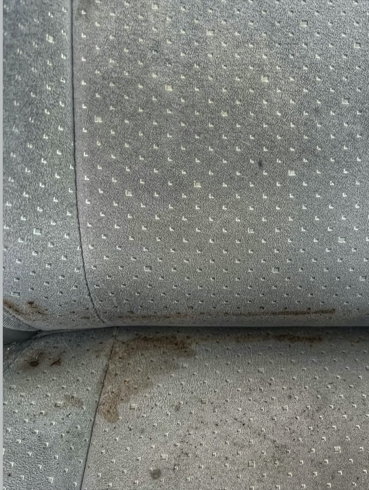 Siège textile détaché en France — Avant